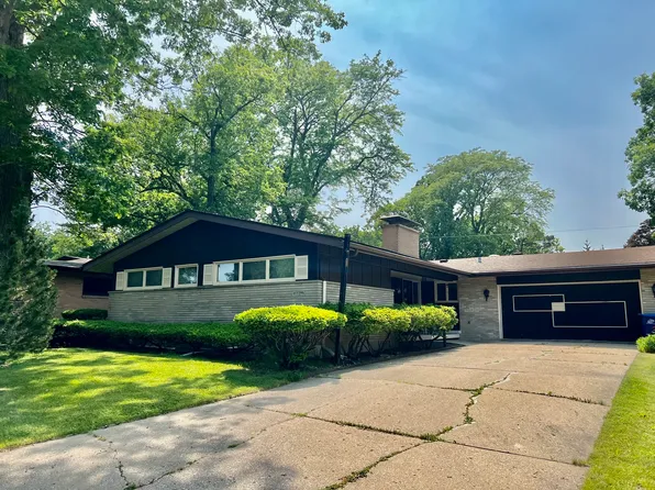 336 Flossmoor Ave, Waukegan, IL 60085