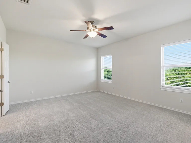 2105 Town Centre Dr #27 — Photo 13