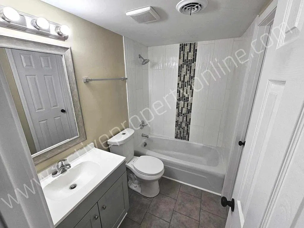 121 Culver St. Apt. E Macon, GA 31204 — Photo 4