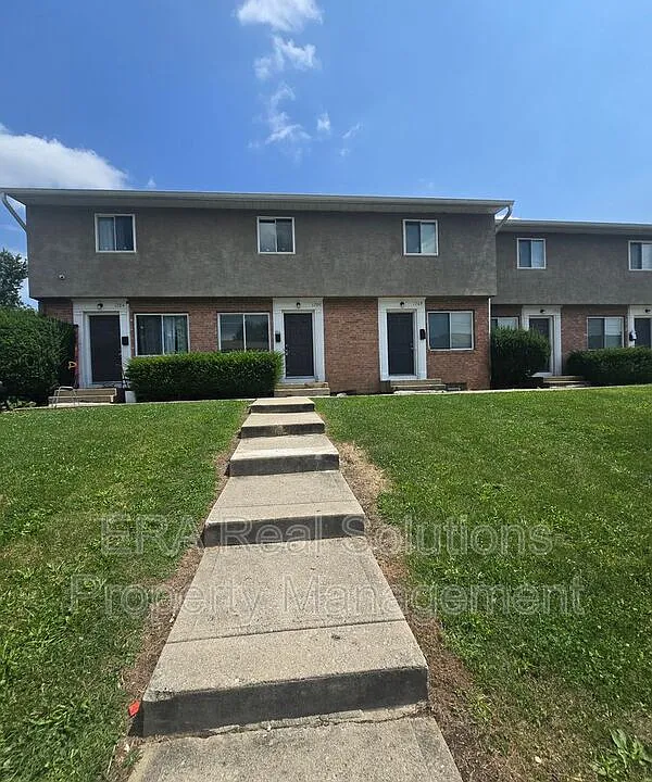 1706 Carstare Dr