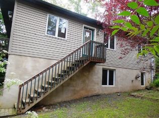 223 Apple Blossom Ln, Catawissa, PA 17820