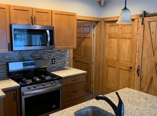 51 Dwight Ave, Clinton, NY 13323