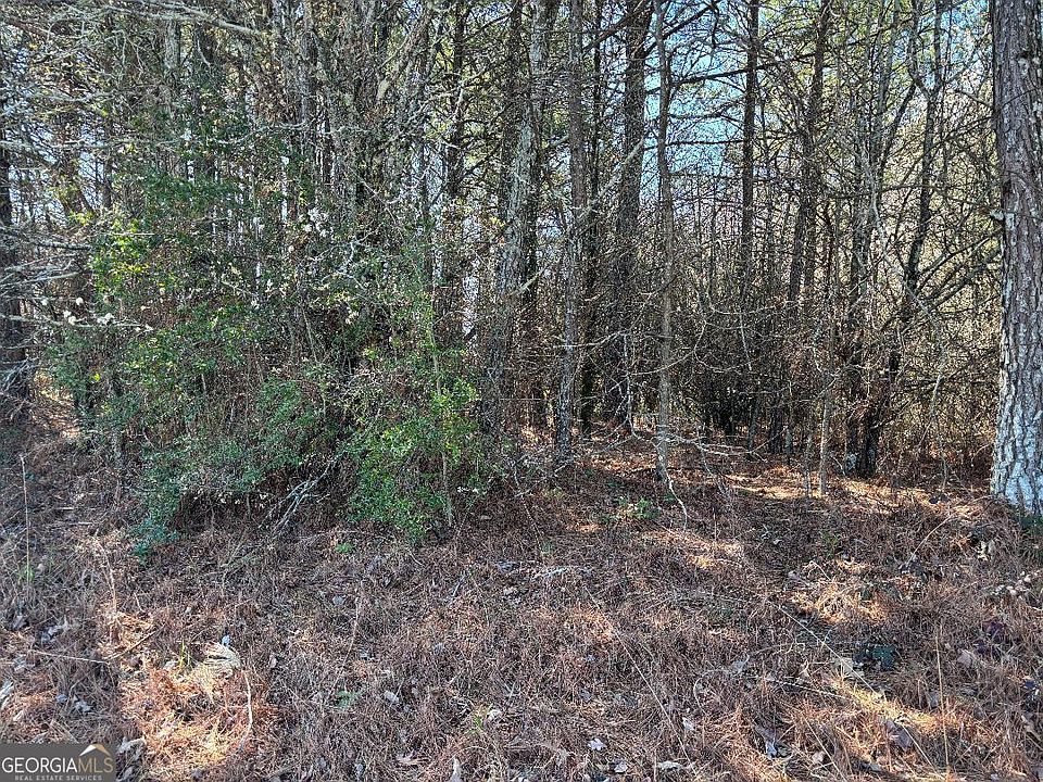 2nd image of 2515 Eastgate Pl
