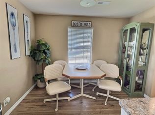 601 Camellia Dr #2B, Bentonville, AR 72712