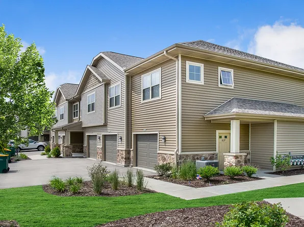 High Bluff Townhomes