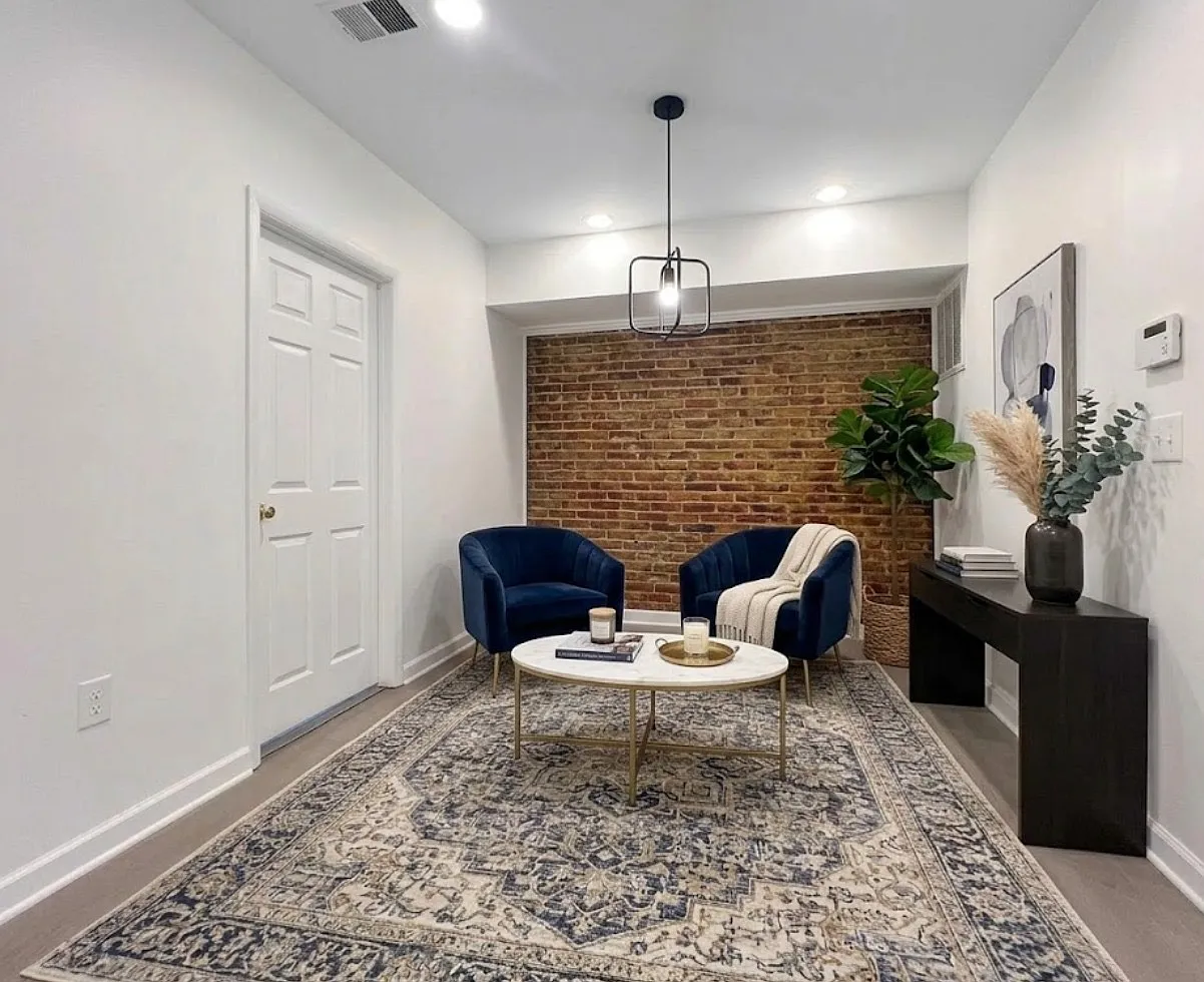 1717 Trinidad Ave NE - Unit 2 — Photo 3