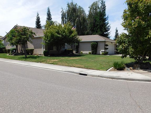 2nd image of 2614 River Cove Dr
