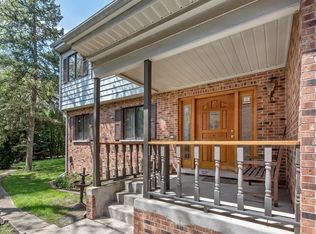 2327 Thornwood Ave, Wilmette, IL 60091