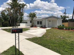 5378 Broward St, Naples, FL 34113
