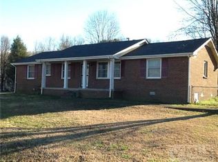 1001 Williamsburg Rd, Ashland City, TN 37015