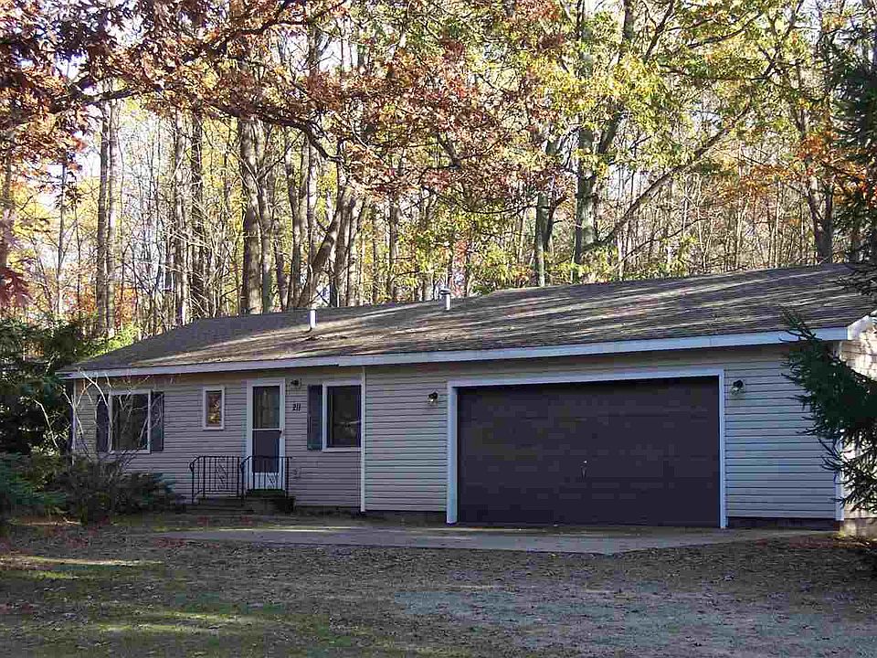 1st image of 211 Great Oak Dr