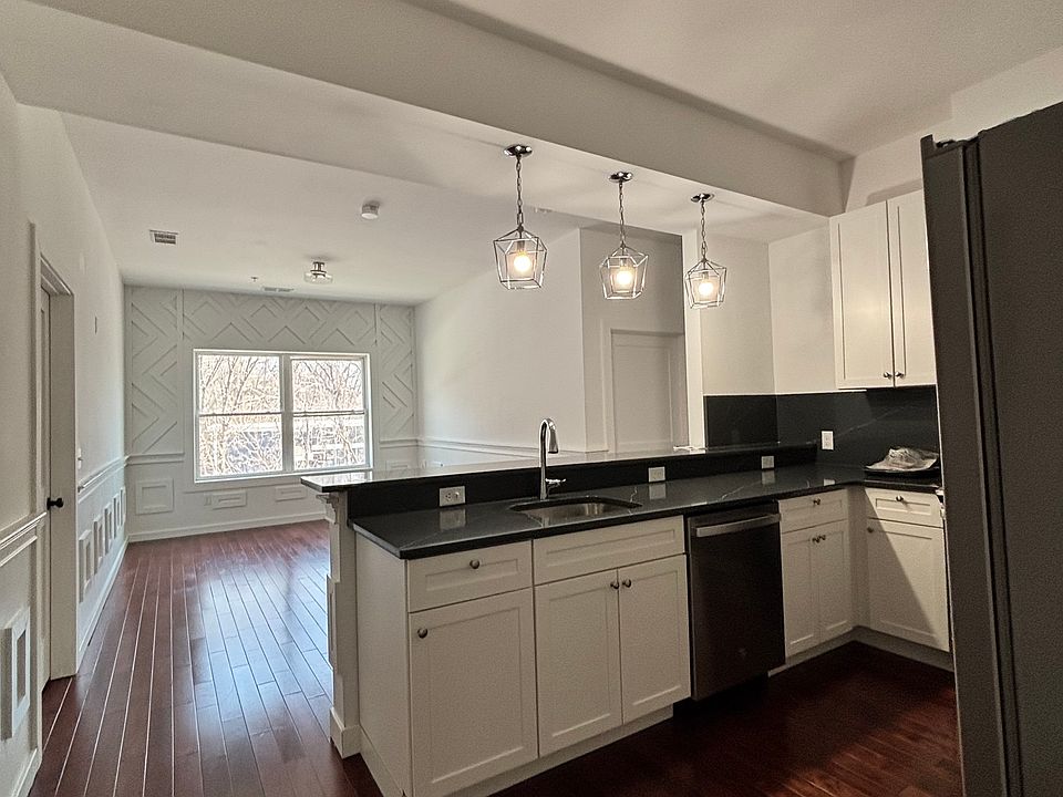 1st image of 34 Harrington Ave #200