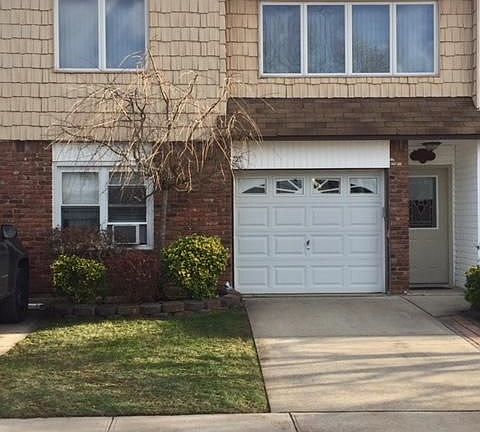 2nd image of 118 Evergreen St
