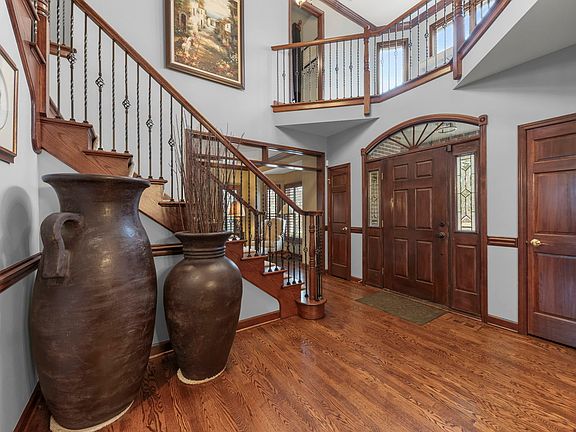 5th image of 5719 Rosinweed Ln