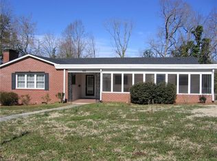 622 Holly St, Asheboro, NC 27203