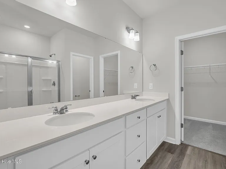 246 Arnette Dr #B — Photo 9