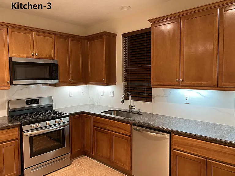 31750 Paseo De Castaic — Photo 18
