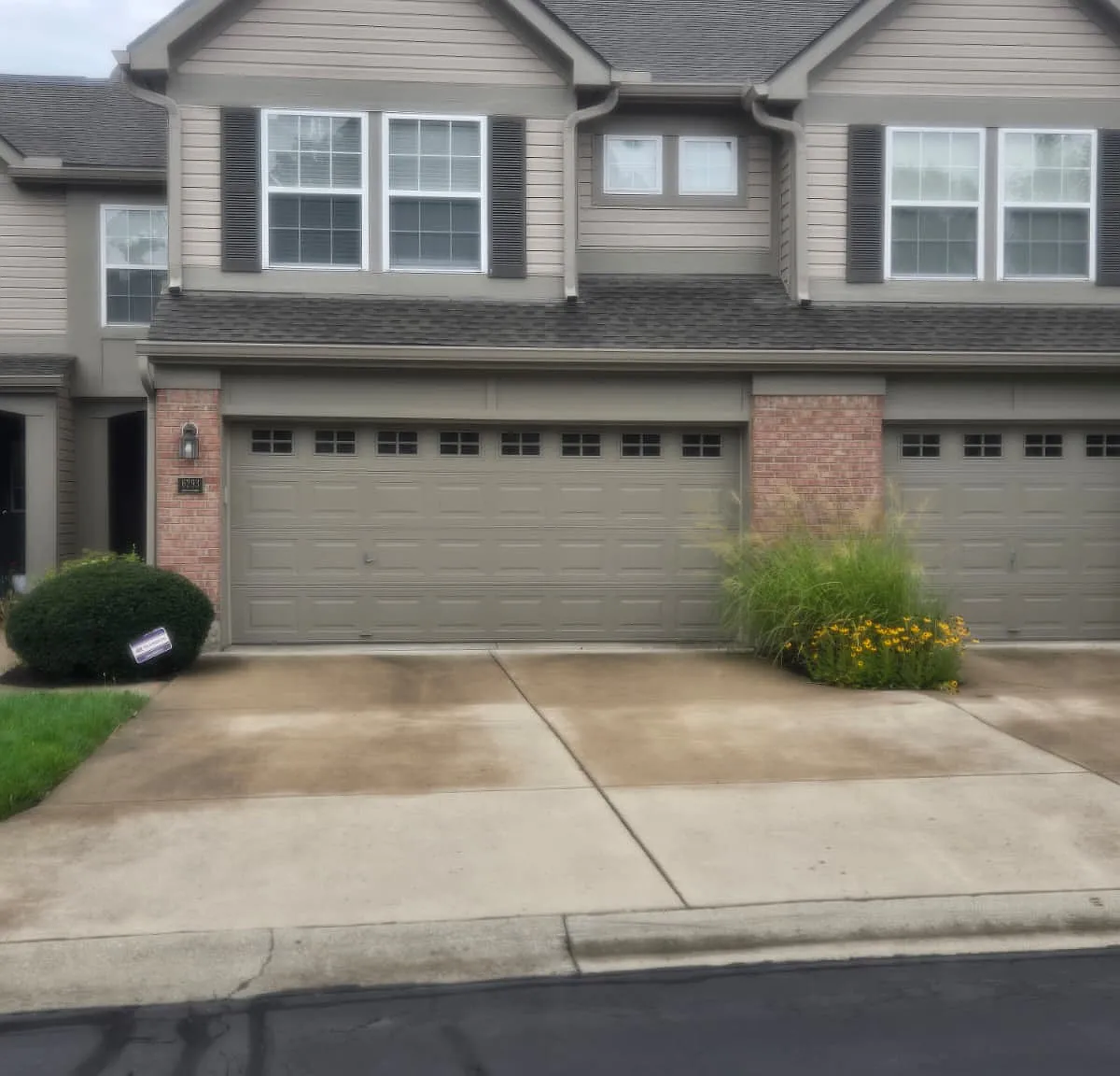 3 bed, 2.5 bath, 1600 sqft, $2,500 — Photo 3