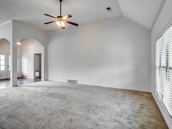 5th image of 3450 Valley Chase Ln