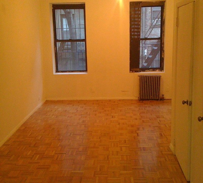 2nd image of 417 E 6th St APT 14