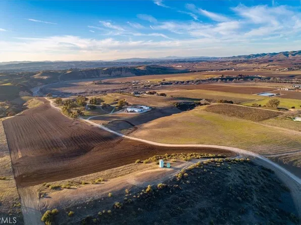 7201 Airport Rd, Paso Robles, CA 93446