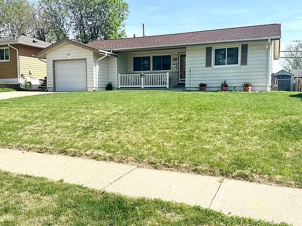4831 Spring St, Omaha, NE 68106