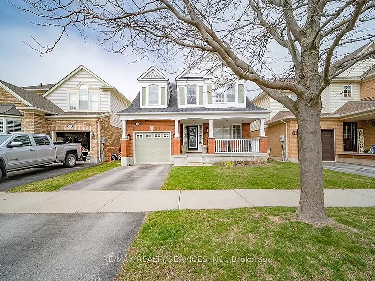 993 Huffman Cres — Photo 2