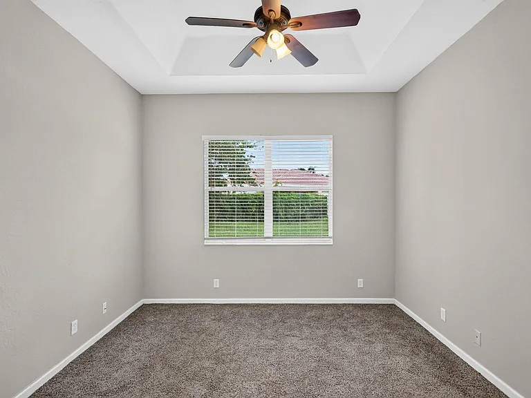 6305 Spring Lake Ter — Photo 18