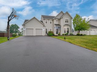 8630 Deena Crse, Cicero, NY 13039