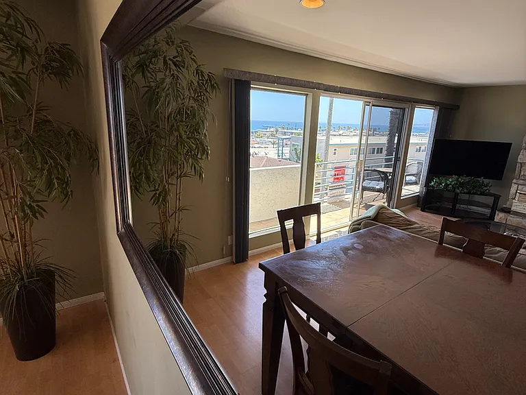1744 Manhattan Ave #UPPER — Photo 39