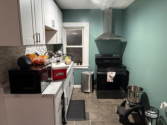 4th image of 97 Plimpton St #1