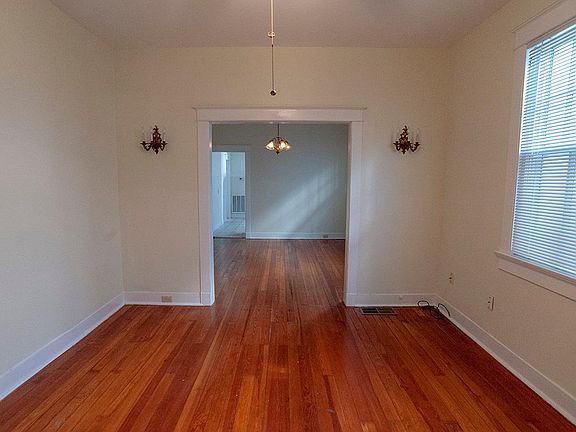 3rd image of 4616 Bienville St