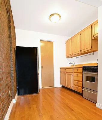 Rented by J Misrahi Realty Corp | media 7