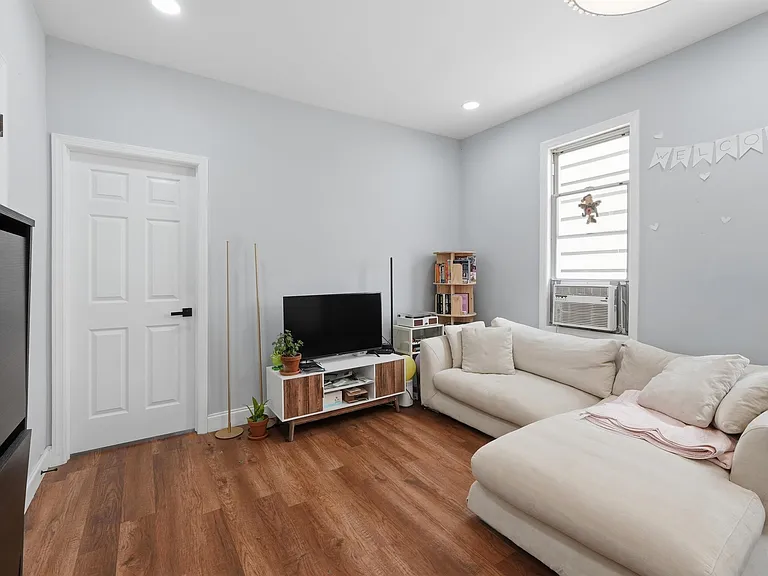 17 Troy St #2 — Photo 7
