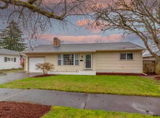 472 East St, Lebanon, OR 97355