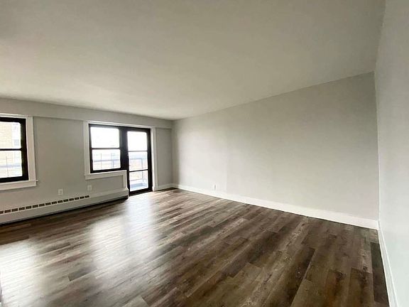 4th image of 260 Audubon Ave #5L