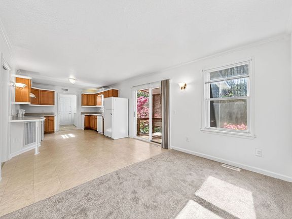 5th image of 4067 Blaylock Rd