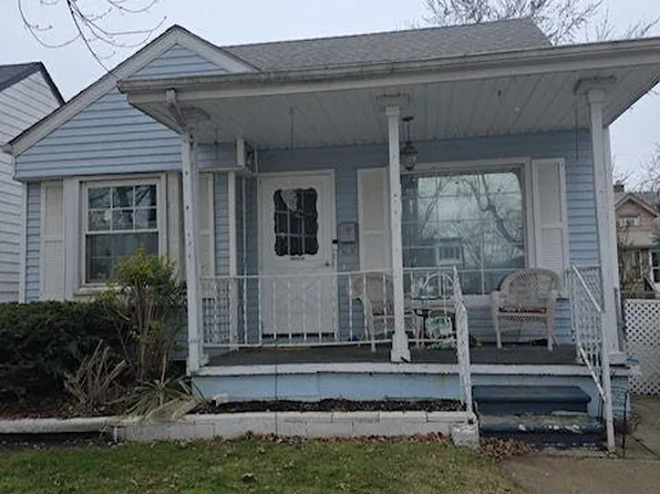 18633 Wood St, Melvindale, MI 48122