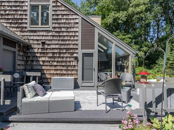 95 Woodfield COURT, Wind Point, WI 53402