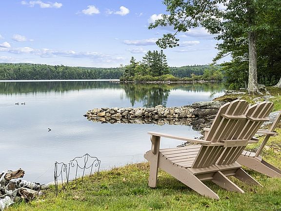 4th image of 200 Lake Rd
