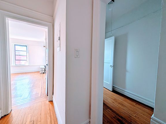 3rd image of 464 Clinton Ave #6P