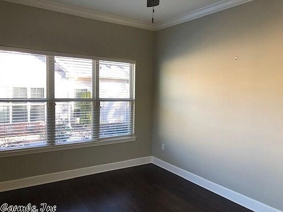 3rd image of Mountain Terrace Cir