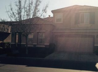 1682 Glen Kippen Ln, Clovis, CA