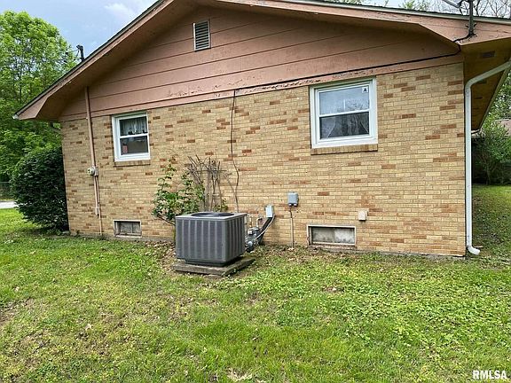 4th image of 6577 Hillbrook Ln