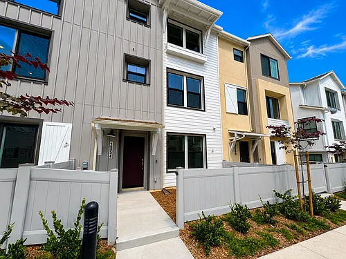 2554 Delphinium Ln Photo 1