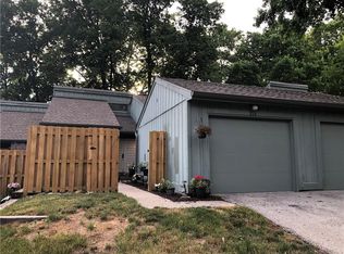 216 Sugarwood Ln, Avon, IN 46123