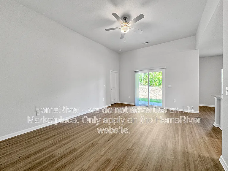 3110 Maple Ridge Dr — Photo 4