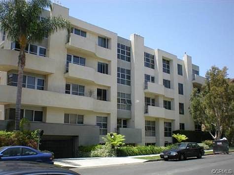 1st image of 1521 Greenfield Ave APT 402