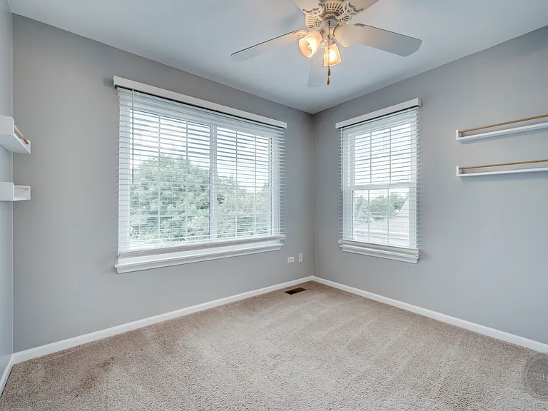 2835 White Thorn Cir — Photo 20