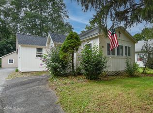 11 Orchard St, South Bethlehem, NY 12158